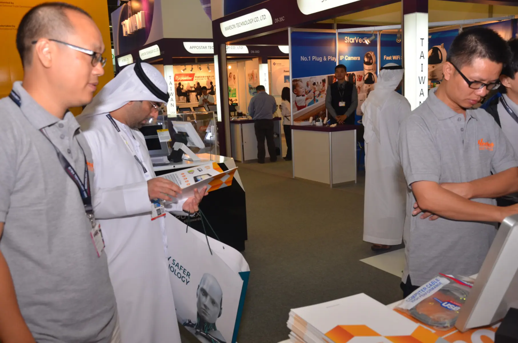 Business meeting at Wintouch booth GITEX Dubai 2013